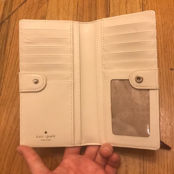 Kate Spade purple wallet - Picture 3 of 4